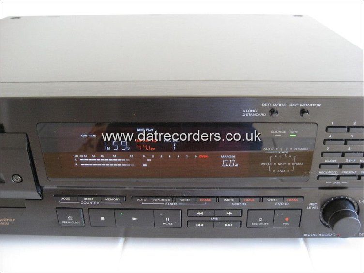 Sony DTC-77ES