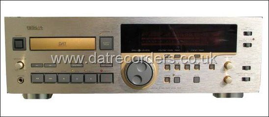 Teac R-9